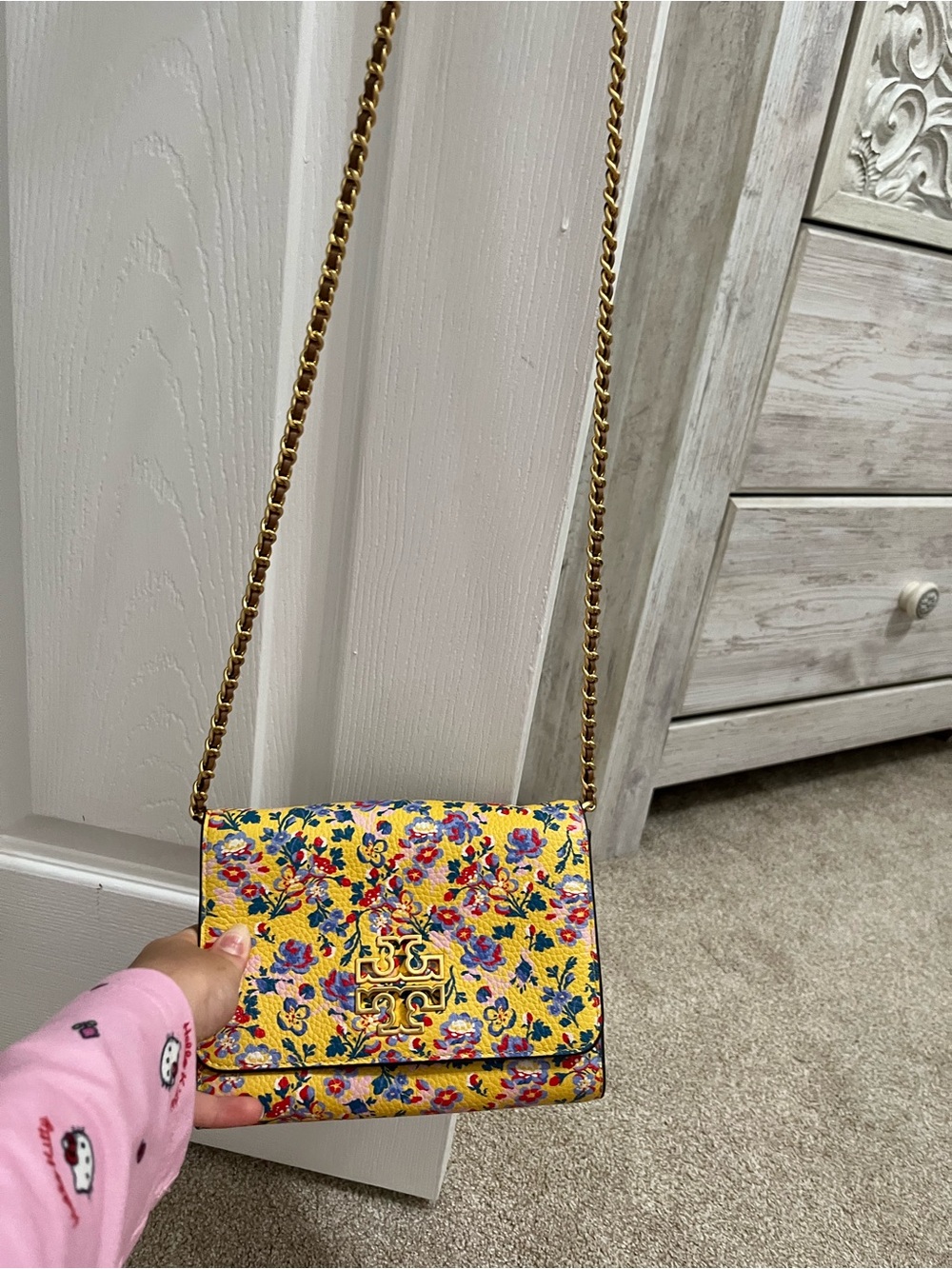 Tory Burch Yellow Floral Leather Crossbody with Gold Logo - Picture 14 of 15